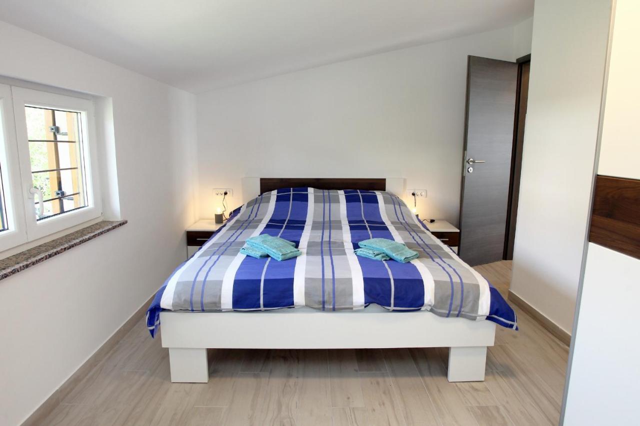 Sea View Istrian Countryside Apartment - Rota Dragonja Exteriör bild